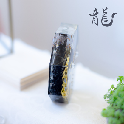 金龍 モリオン 風水 オルゴナイト 八角形 台座付き 開運インテリア 魔除け 金運上昇 空間浄化 フラワーオブライフ 黒水晶 双龍 受注製作 7日間