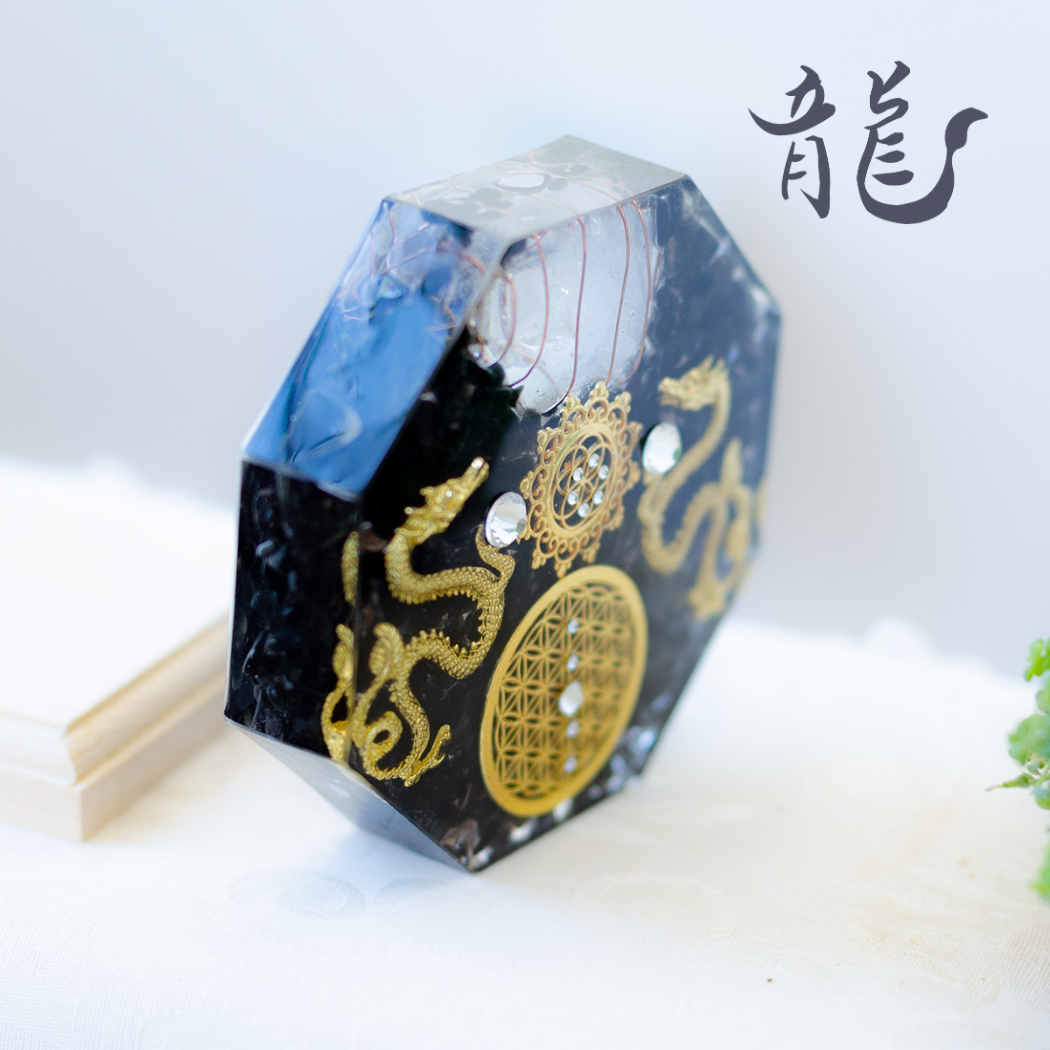 金龍 モリオン 風水 オルゴナイト 八角形 台座付き 開運インテリア 魔除け 金運上昇 空間浄化 フラワーオブライフ 黒水晶 双龍 受注製作 7日間