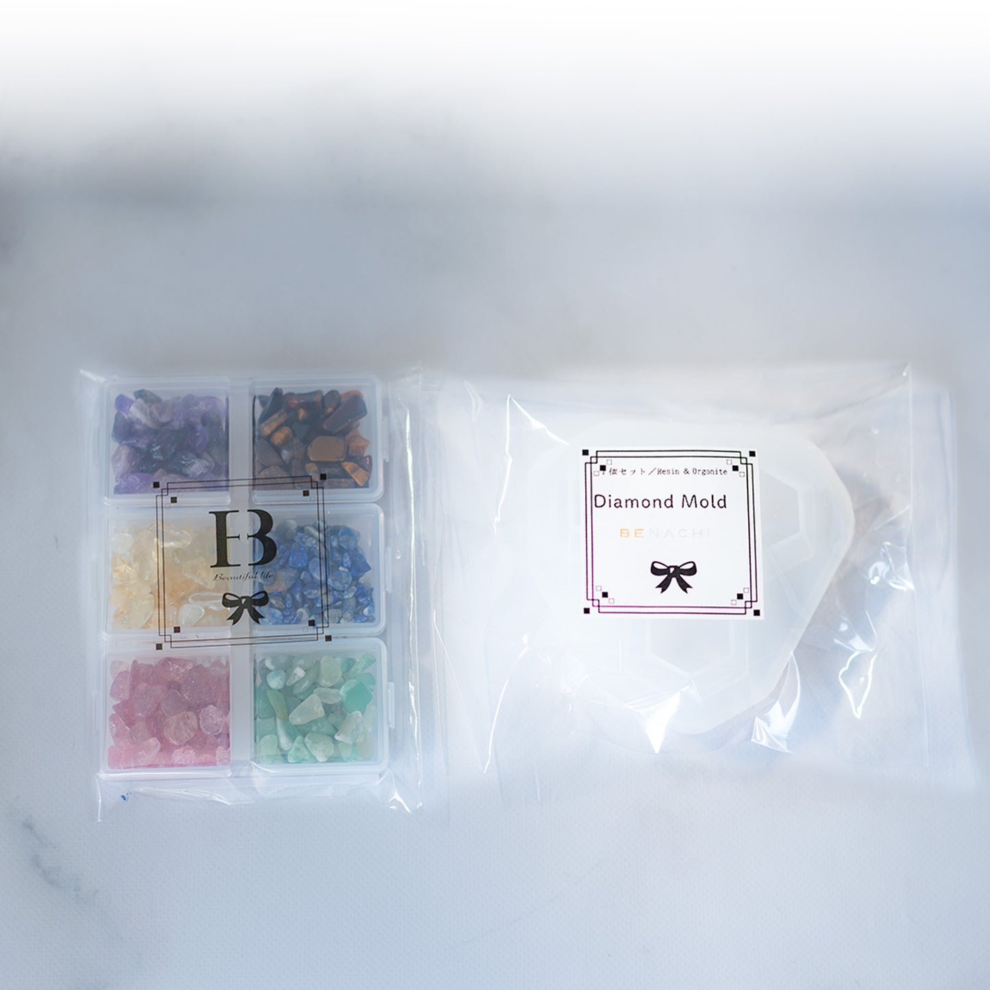 天然石 さざれ石 セット シリコンモールド付き 6種類 レジン 封入素材 小粒 オルゴナイト アメジスト シトリン ストロベリークォーツ タイガーアイ ラピスラズリ アベンチュリン ハンドメイド 風水