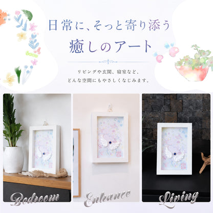 ラピスラズリと石膏の羽が彩る 小さな天使の立体アート